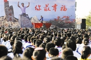陈州分享人生故事。 陈州分享人生故事。