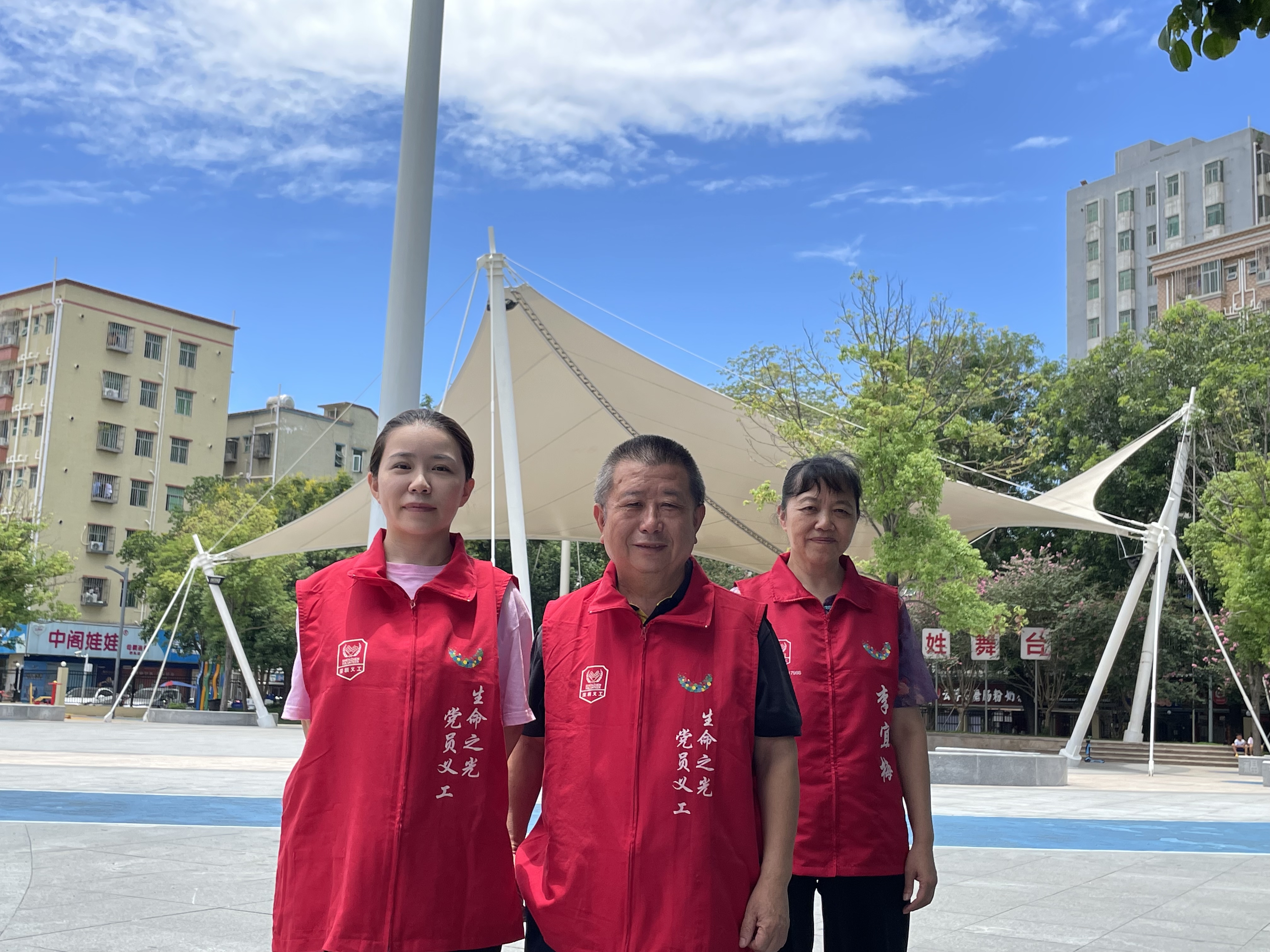王刚家庭080704.jpg